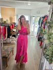 Pink felsliccelt fodros ruha