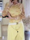 Sárga virágmintás tüll felső