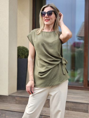 Gréta khaki színű megötős blúz