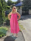 Pink fodros aljú maxi ruha, díszítéssel