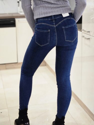 Push-up fazonú farmernadrág